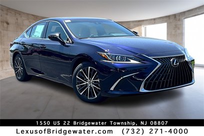 New 2025 Lexus ES 300h w/ Premium Package