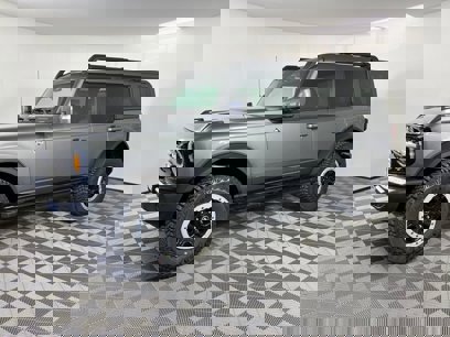 New 2024 Ford Bronco Outer Banks w/ Sasquatch Package