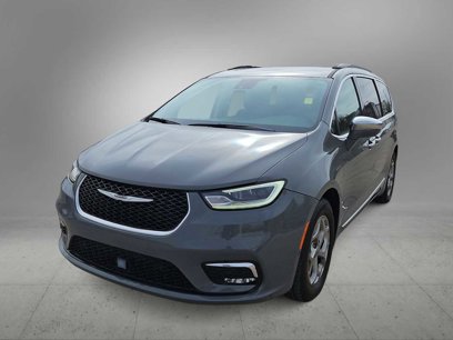 Used 2022 Chrysler Pacifica Limited