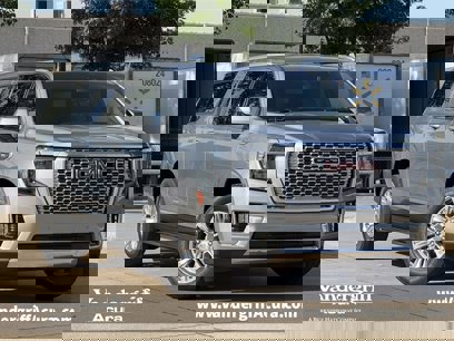 Used 2023 GMC Yukon XL Denali
