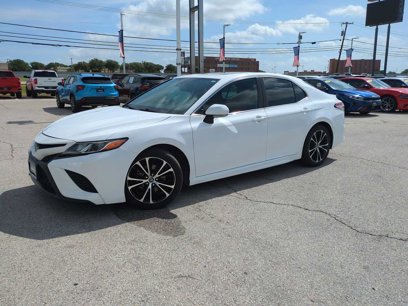 Used 2019 Toyota Camry SE