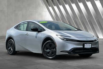 Used 2024 Toyota Prius LE