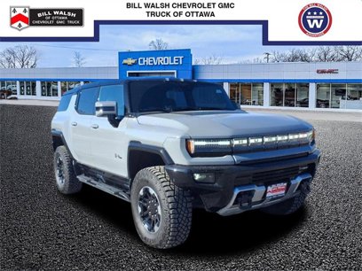 New 2024 GMC Hummer EV 2X w/ Extreme Off-Road Package