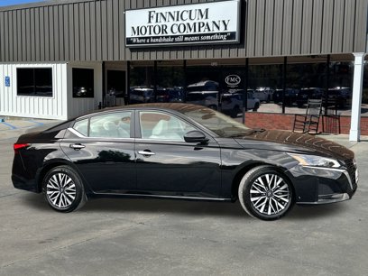 Used 2025 Nissan Altima 2.5 SV