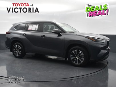 Used 2024 Toyota Highlander XLE