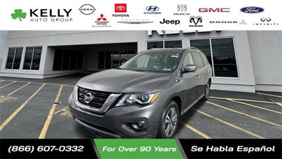 Used 2019 Nissan Pathfinder SL