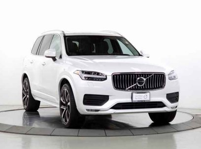 Certified 2022 Volvo XC90 T6 Momentum w/ Advanced Package