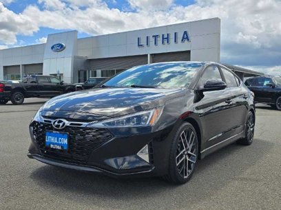 Used 2020 Hyundai Elantra Sport w/ Premium Package 02