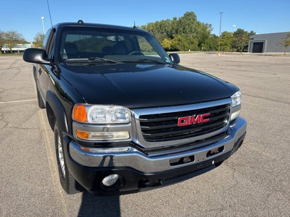 Used 2005 GMC Sierra 1500 SLT w/ Light Duty Power Package