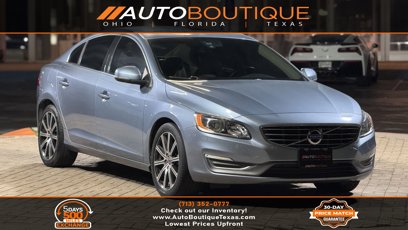 Used 2017 Volvo S60 T5 Inscription w/ Convenience Package