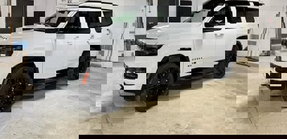 New 2025 Jeep Wagoneer Series II w/ Convenience Group I