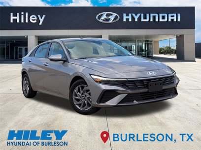 Certified 2024 Hyundai Elantra Blue