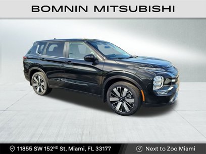 New 2025 Mitsubishi Outlander SE