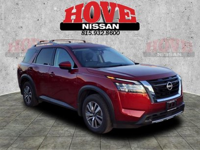 Used 2023 Nissan Pathfinder SL