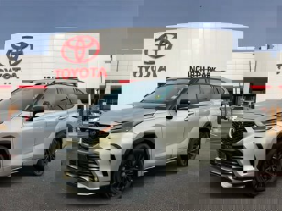 Certified 2024 Toyota Highlander XSE