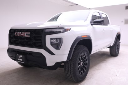 New 2026 GMC Canyon Elevation
