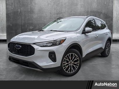 New 2025 Ford Escape SE w/ PHEV Premium Package