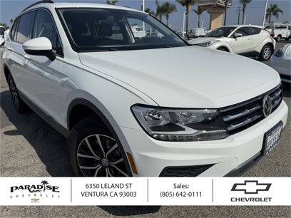 Used 2020 Volkswagen Tiguan SE w/ Panoramic Sunroof Package