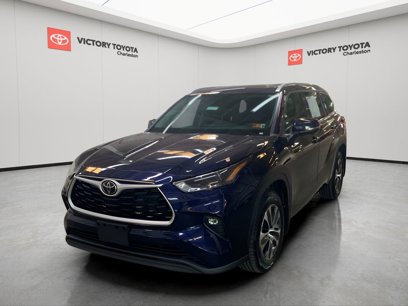 Used 2022 Toyota Highlander XLE