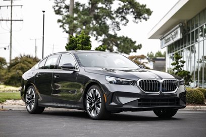 New 2026 BMW 530i w/ Premium Package