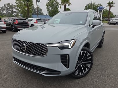 New 2025 Volvo XC90 T8 Core