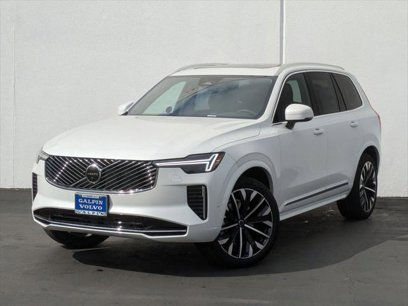 New 2025 Volvo XC90 B6 Plus w/ Protection Package Premier