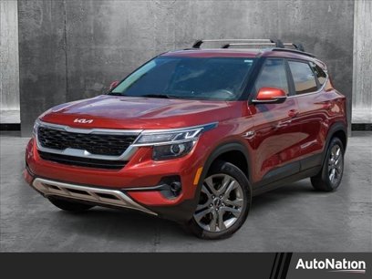 Used 2023 Kia Seltos S w/ Navigation Package