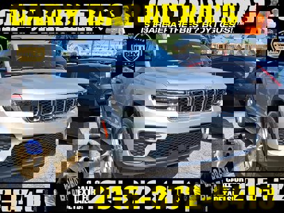 New 2025 Jeep Grand Cherokee Laredo X