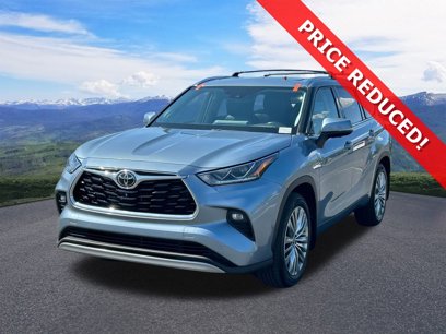 Used 2023 Toyota Highlander L