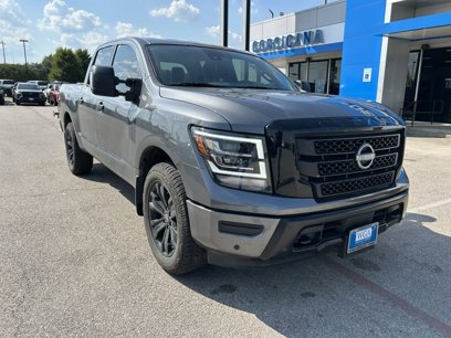 Used 2023 Nissan Titan SV w/ SV Convenience Package