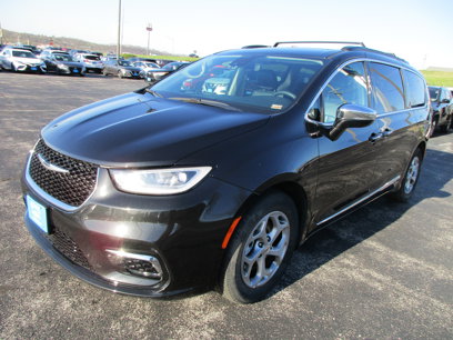 Used 2023 Chrysler Pacifica Limited