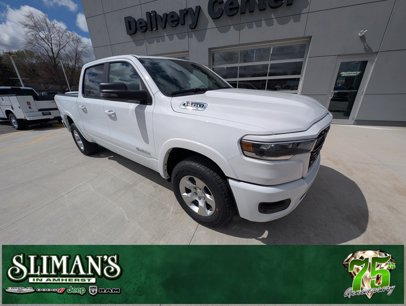New 2025 RAM 1500 4x4 Crew Cab