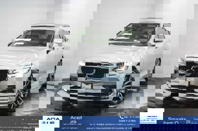 Used 2018 Volvo S90 T5 Momentum w/ Momentum Plus Package