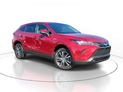 Used 2021 Toyota Venza LE w/ Carpet Mat Package (TMS)