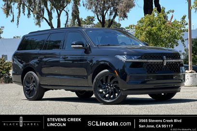 New 2025 Lincoln Navigator L Reserve w/ Jet Appearance Package