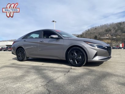 Used 2023 Hyundai Elantra SEL