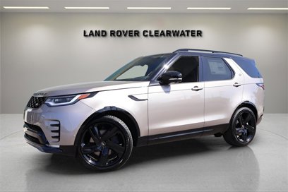 New 2025 Land Rover Discovery Dynamic SE