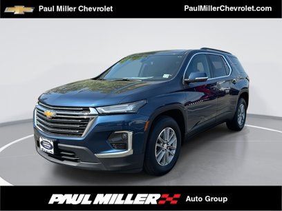 Used 2022 Chevrolet Traverse LT