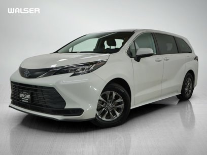 Used 2023 Toyota Sienna LE