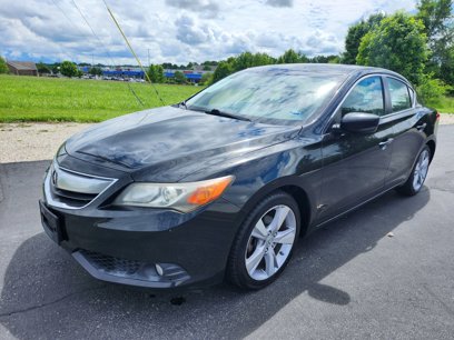 Used 2013 Acura ILX w/ Technology Package