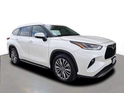 Used 2021 Toyota Highlander Platinum
