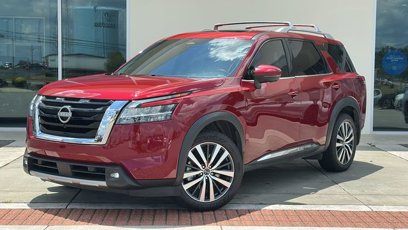 Used 2022 Nissan Pathfinder Platinum