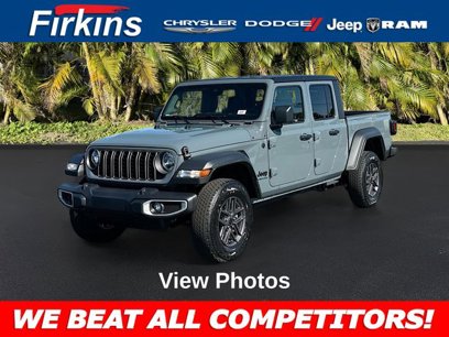 New 2025 Jeep Gladiator Sport