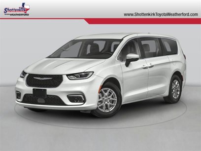 Used 2023 Chrysler Pacifica Touring-L