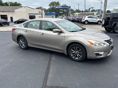 Used 2015 Nissan Altima 2.5 S w/ Special Edition Package