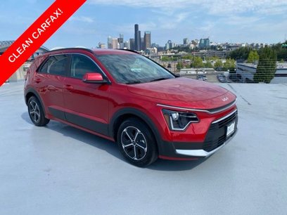 Used 2024 Kia Niro EX w/ EX Cold Weather Package