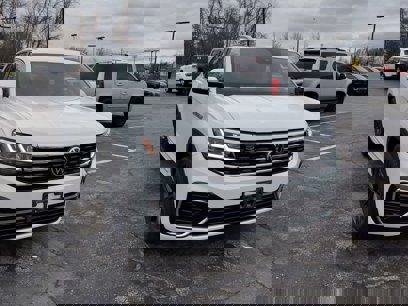 Used 2022 Volkswagen Atlas Cross Sport SEL R-Line