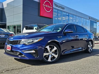 Used 2019 Kia Optima S w/ S Panoramic Sunroof Package