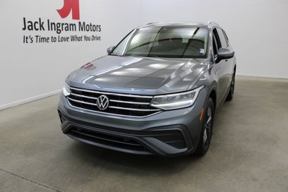 Certified 2022 Volkswagen Tiguan SE