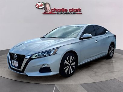 Used 2021 Nissan Altima 2.5 SV